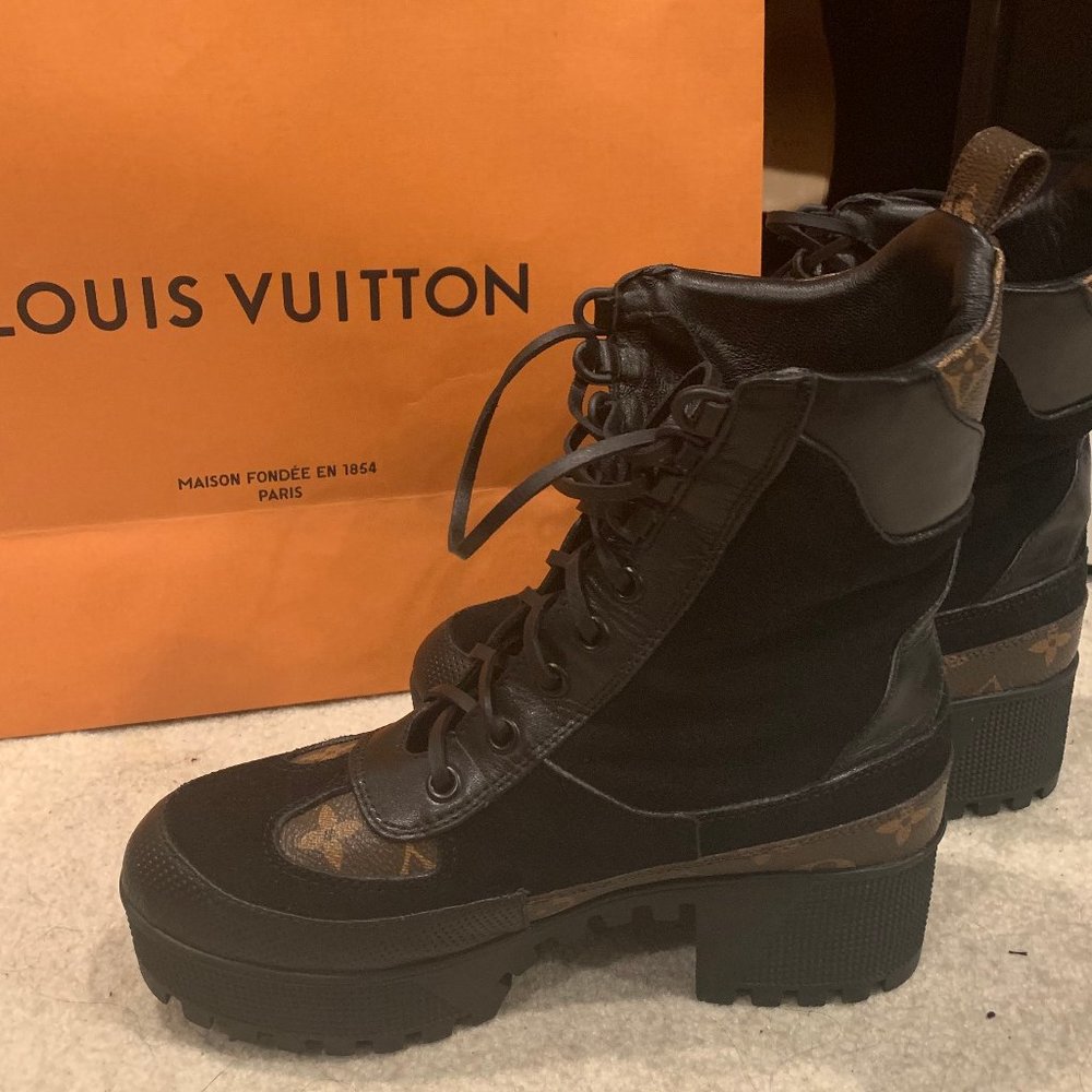 Louis Vuitton Laureate Platform Combat boots